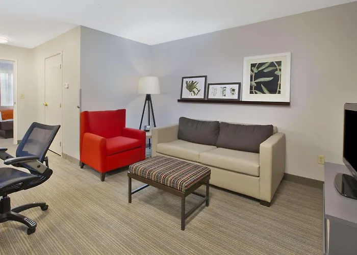 Country Inn & Suites By Radisson, Big Rapids, Mi