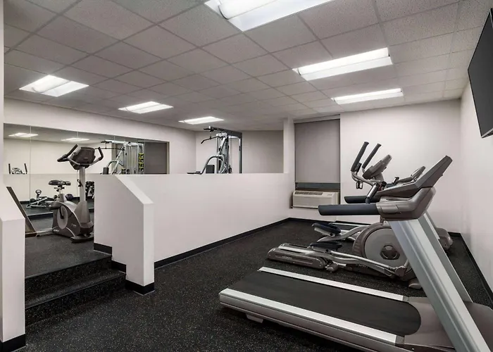 Americinn By Wyndham Rochester Near Mayo Clinic