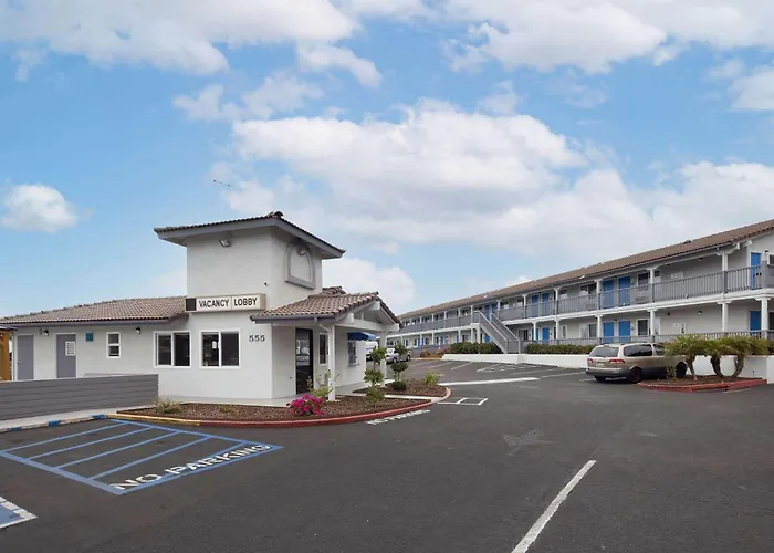 Days Inn By Wyndham Arroyo Grande Pismo Beach