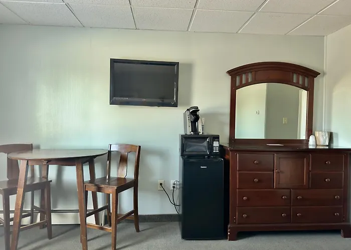 Colonial Valley Motel Farmington