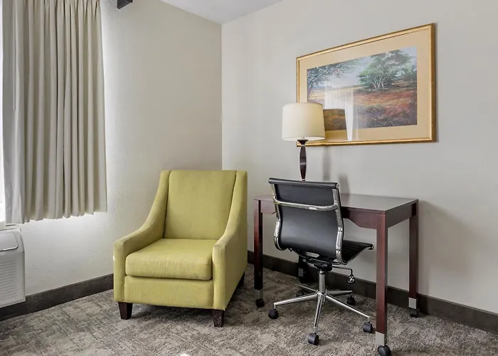 Seaport Inn & Suites Lewiston