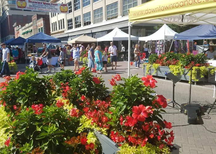 Black Lantern Inn Roanoke