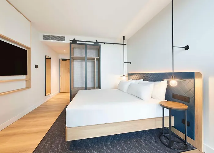 Busselton Hotels