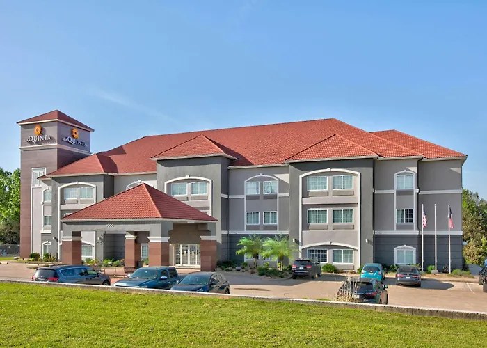 La Quinta By Wyndham Palestine Hotel