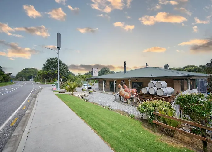Punakaiki Hotels