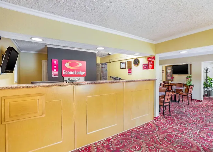 Econo Lodge Huntington - Barboursville University Area