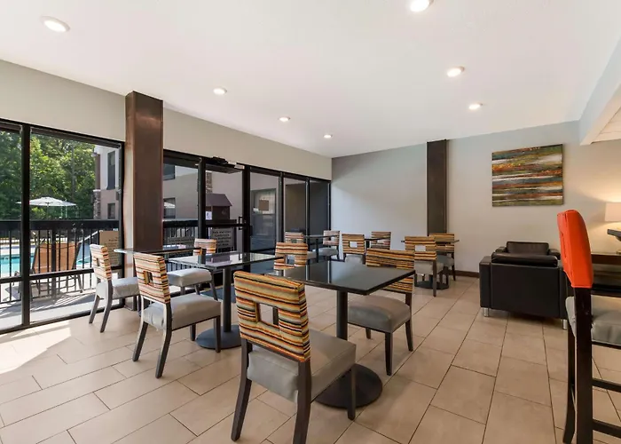 Best Western Albemarle Inn