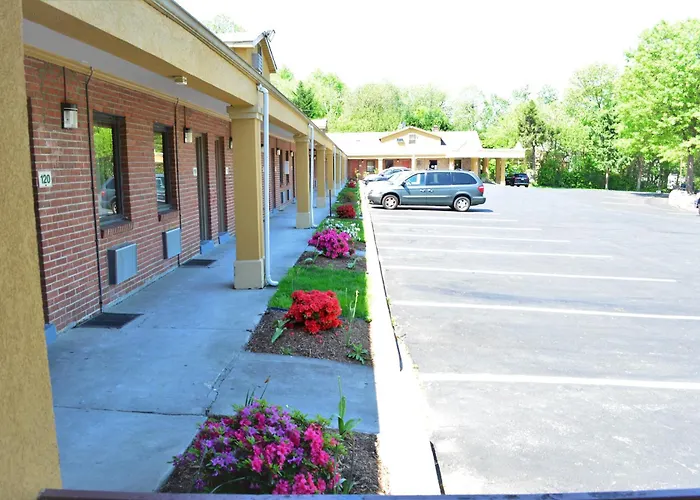 Budget Inn Falls Church