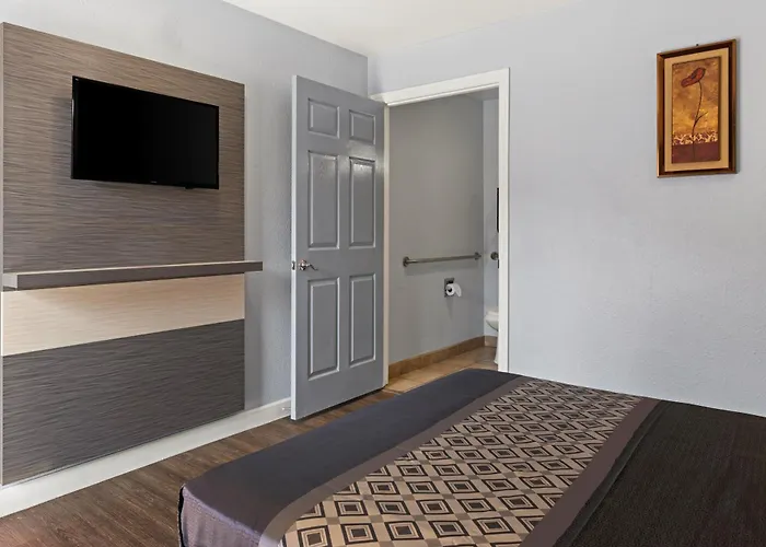 Bay Breeze Inn Oakland