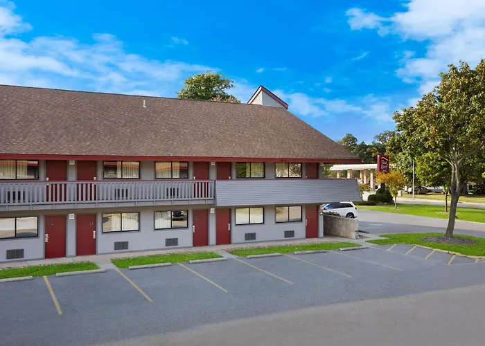 Red Roof Inn Cleveland - Westlake