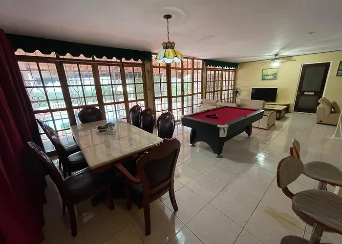 Peaceful Palms Montego Bay Hotel