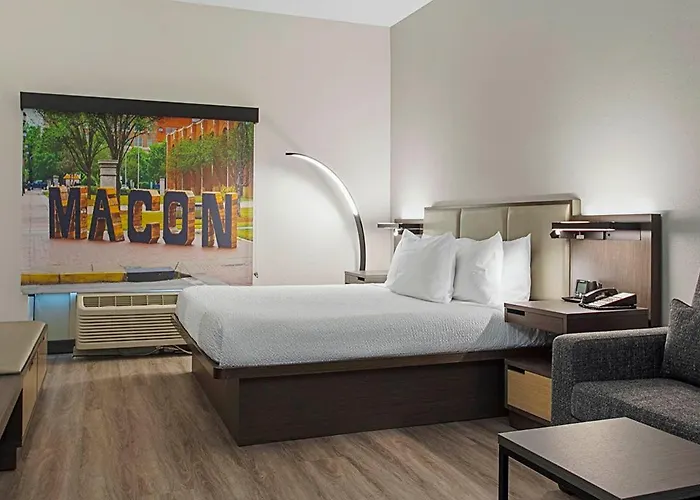 Wingate By Wyndham Macon I-75 Hotel