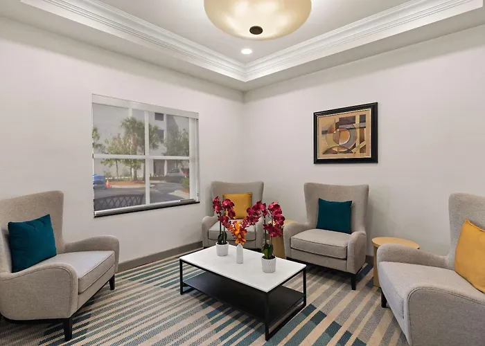 Comfort Suites Vero Beach I-95