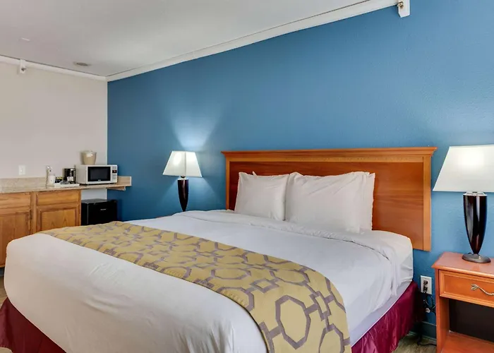 Baymont By Wyndham Salida Hotel