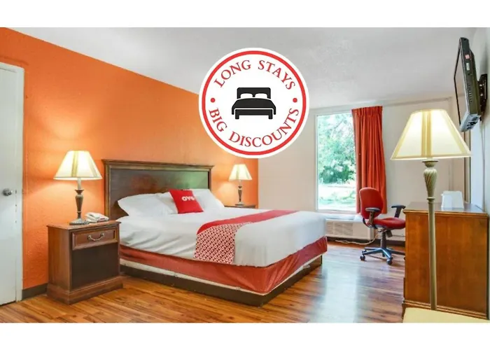 Oyo Hotel Mona Lake Muskegon