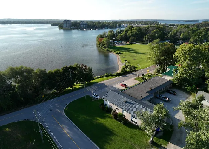 Creemore Hotels