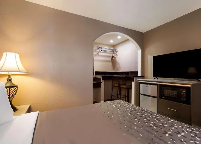 Rodeway Inn Near Coachella Indio