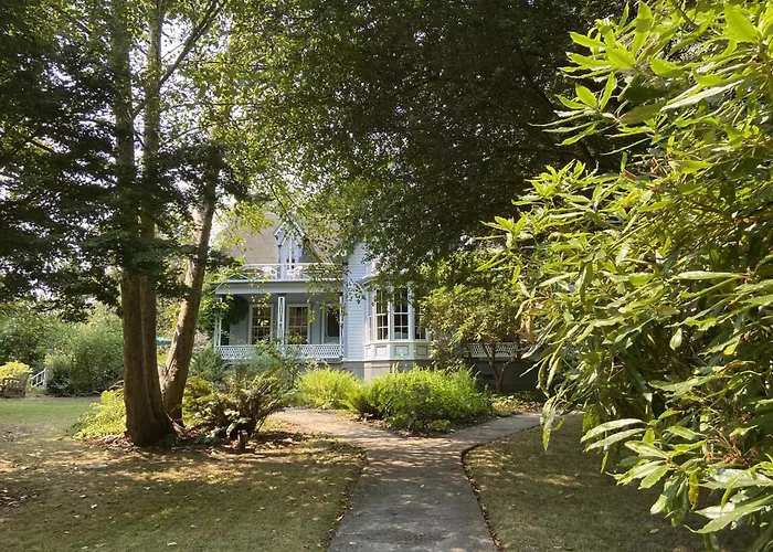 Shaw House Inn Ferndale