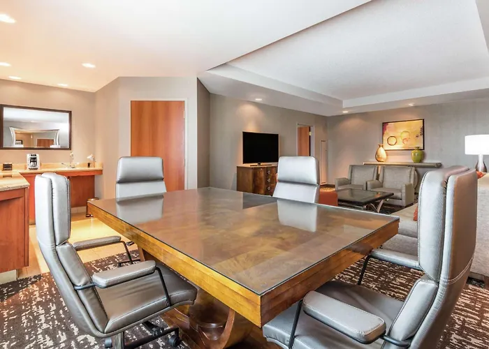 Embassy Suites By Hilton Saint Louis Saint Charles