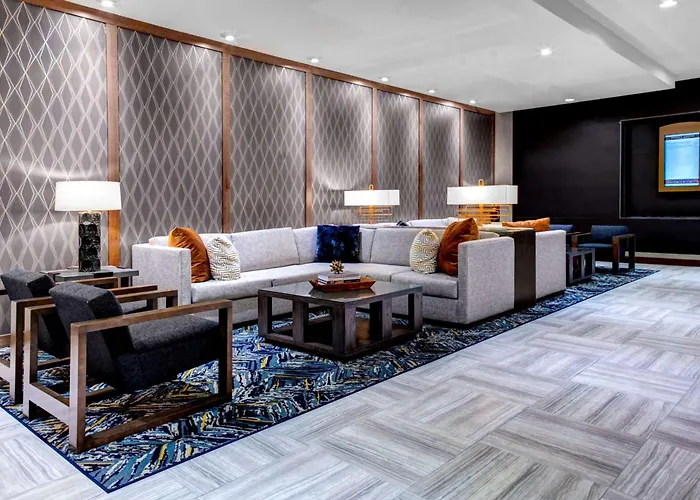 Doubletree By Hilton Arlington Dfw South Hotel