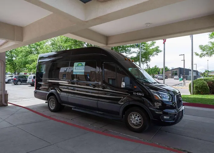 Days Inn & Suites By Wyndham Denver International Airport