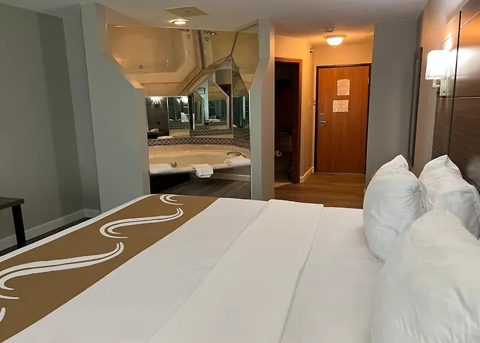 Quality Inn & Suites Red Wing