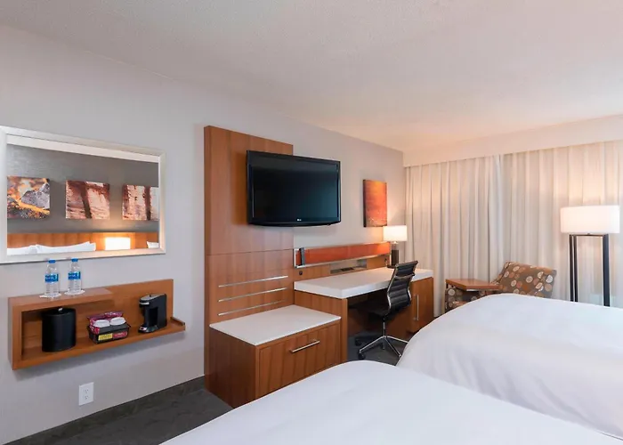 Sonesta Hotel Grand Rapids Airport Kentwood