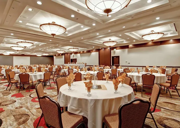 Doubletree By Hilton Pleasanton At The Club Hotel