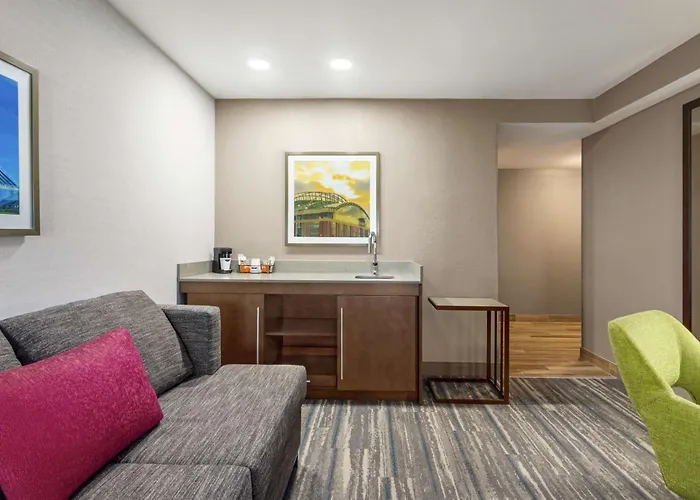 Hampton Inn Milwaukee Brookfield