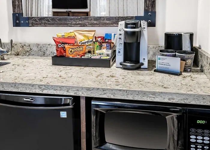 Embassy Suites By Hilton College Station