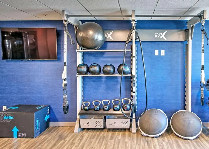 Hampton By Hilton Ottawa Hotel