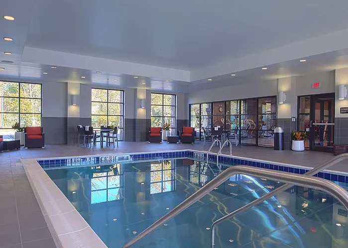 Hampton Inn & Suites Columbus/University Area