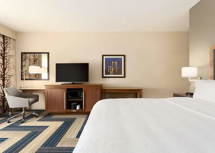 Hampton Inn By Hilton Kennewick At Southridge