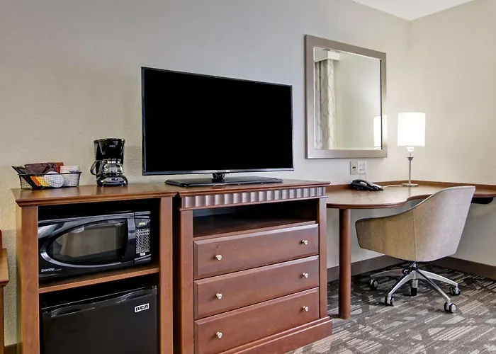 Hampton Inn & Suites Saint John