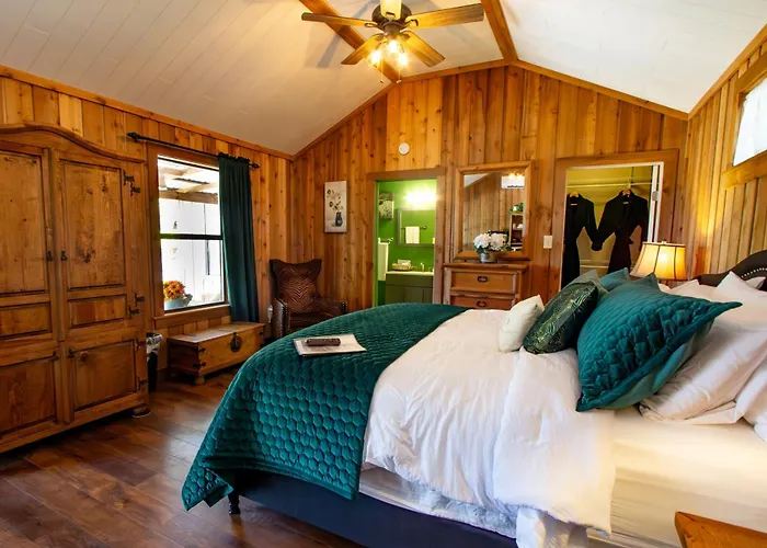 A Barn At The Quarry Bed & Breakfast Fredericksburg