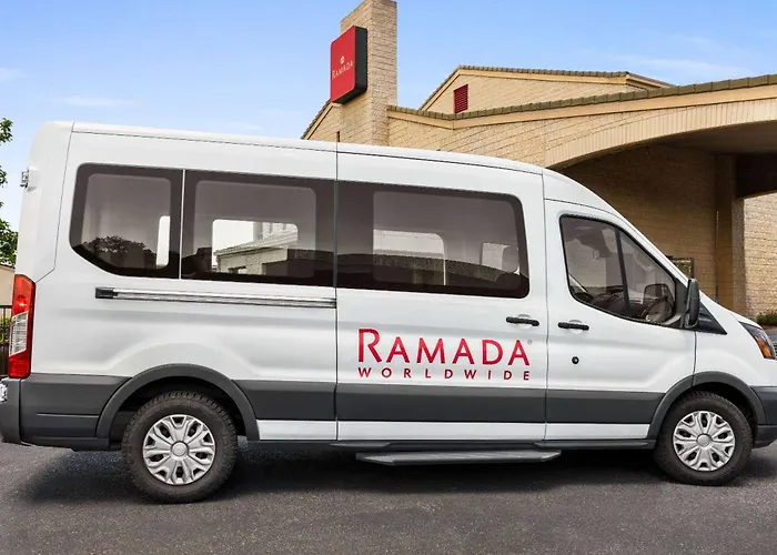 Ramada By Wyndham Albuquerque Airport Hotel