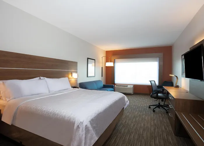 Holiday Inn Express & Suites - Beloit By Ihg