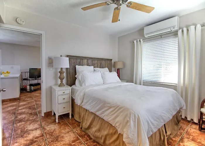 Gulfside Resort Unit 2 St. Pete Beach