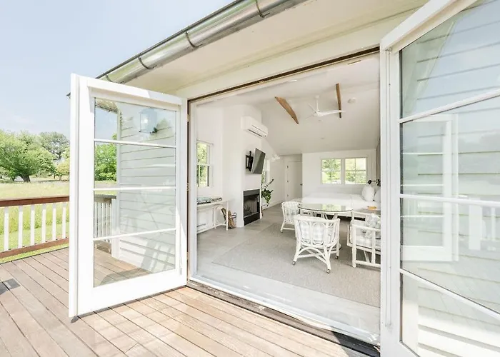 White Moose Inn Washington