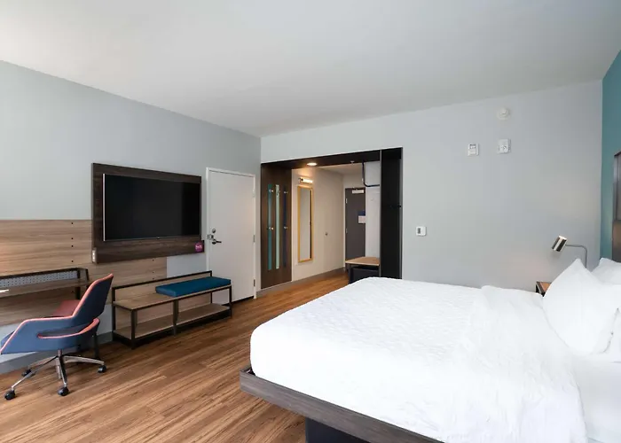 Tru By Hilton Knoxville North I 75