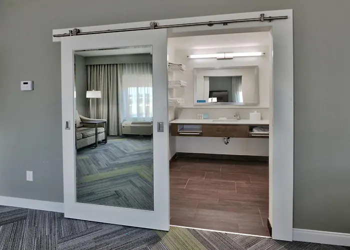 Hampton Inn & Suites Guthrie, Ok