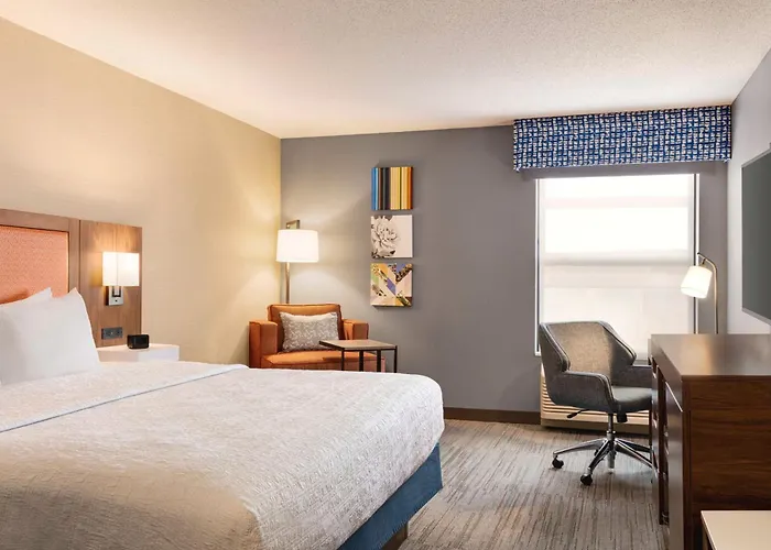 Hampton Inn & Suites Valparaiso