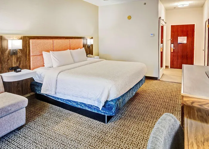 Hampton Inn Van Buren