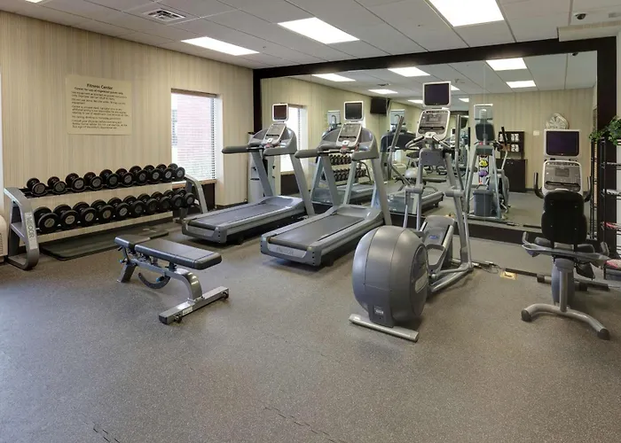 Hampton Inn & Suites Columbus Polaris