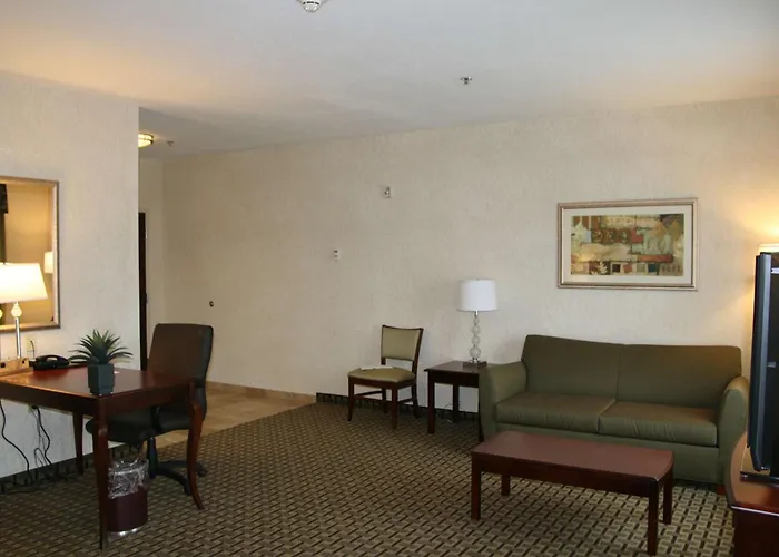 Hampton Inn & Suites Cleveland-Mentor