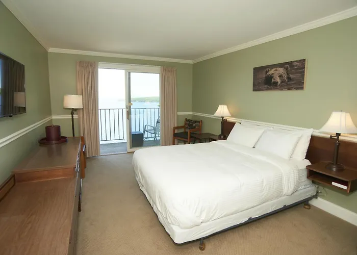 Belknap Point Inn Gilford