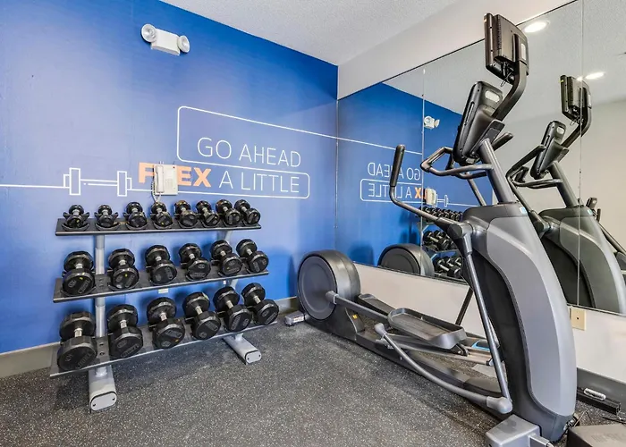 Holiday Inn Express Hotel & Suites Starkville, An Ihg Hotel