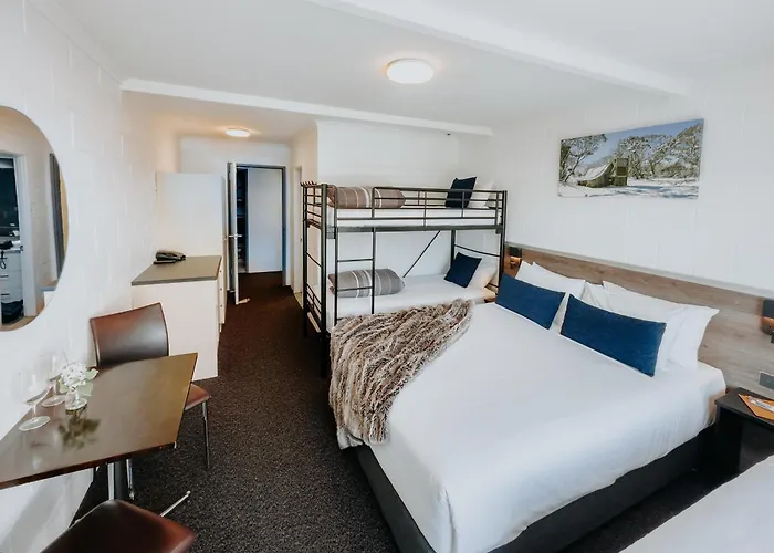 Falls Creek Hotels
