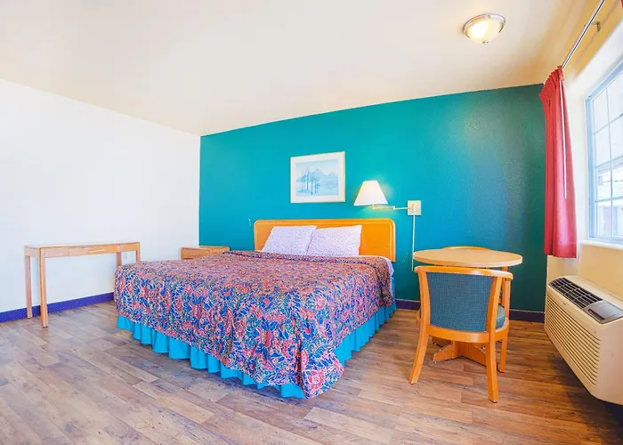 Holiday Motel Lordsburg I-10