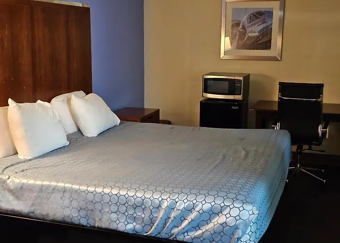 Knights Inn - Lithonia